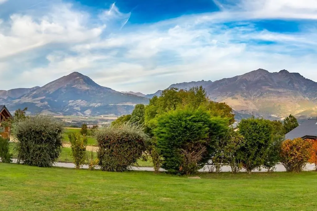 Maison Dans Les Alpes - Gite Les 12 Sommets Ponsonnas 0*,  France
