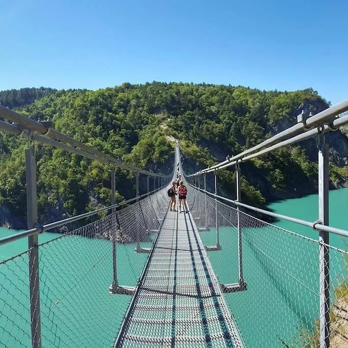 Maison Dans Les Alpes - Gite Les 12 Sommets Ponsonnas