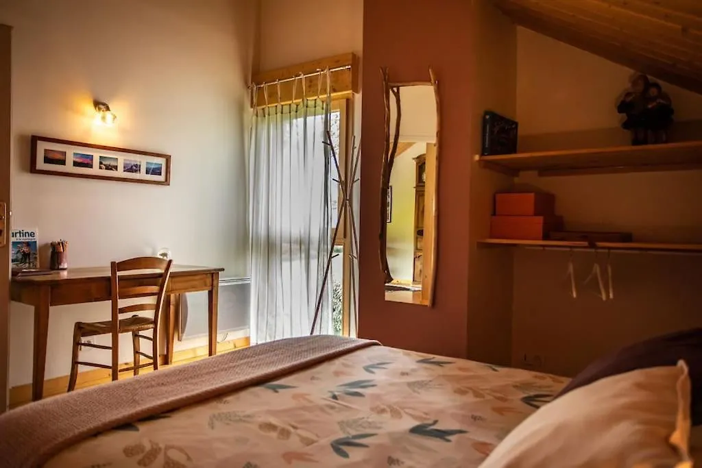 Maison Dans Les Alpes - Gite Les 12 Sommets Ponsonnas Hébergement de vacances