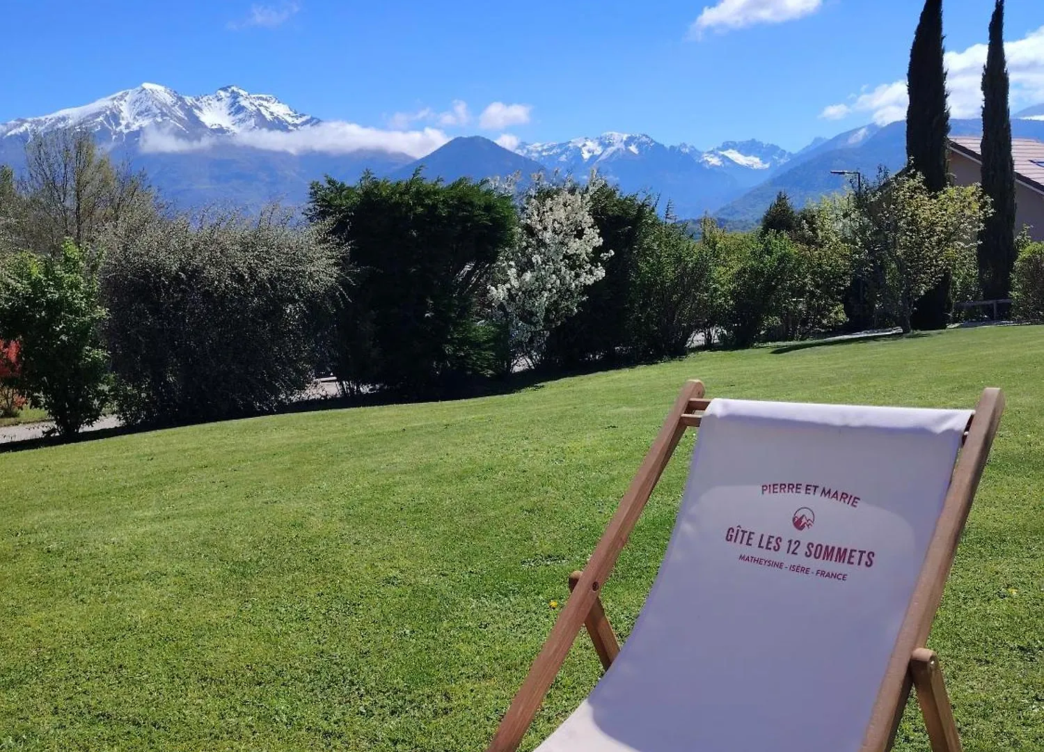 Maison Dans Les Alpes - Gite Les 12 Sommets Ponsonnas